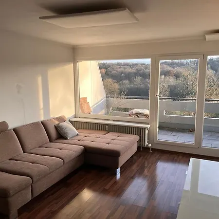 Appartamento Lichtdurchflutetes Penthouse Mit Sued- & Westbalkon In Stuttgart-degerloch Stoccarda